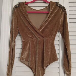 NWT velour long sleeve bodysuit Size S gold/tan